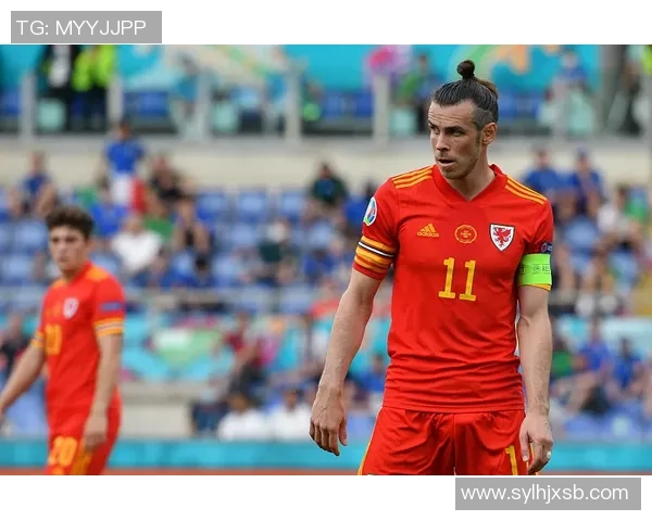 重庆足球明星赛精彩对决比分揭晓球迷热情高涨欢庆胜利时刻 重庆足球明星赛精彩对决比分揭晓球迷热情高涨欢庆胜利时刻